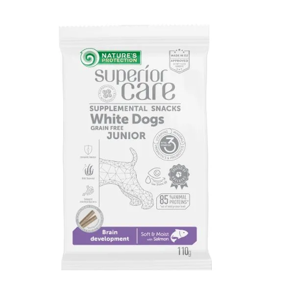 Grain free salmon dog treats for junior dogs, supporting brain and vision development, digestive health, and well-being