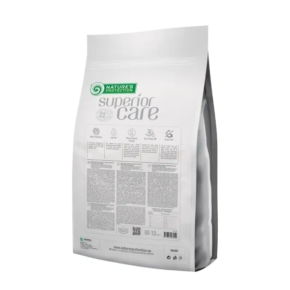 Product packaging of Nature’s Protection Superior Care hypoallergenic dog food with white fish, gentle on digestion and allergy-friendly